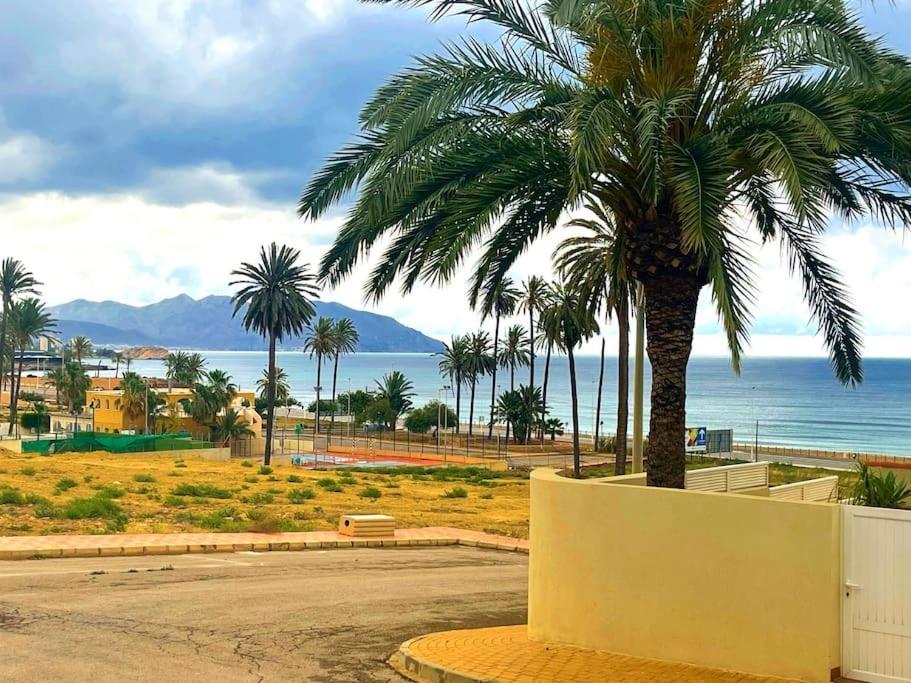 2 Bedroom Infinity Beach. Appartement Mazarrón